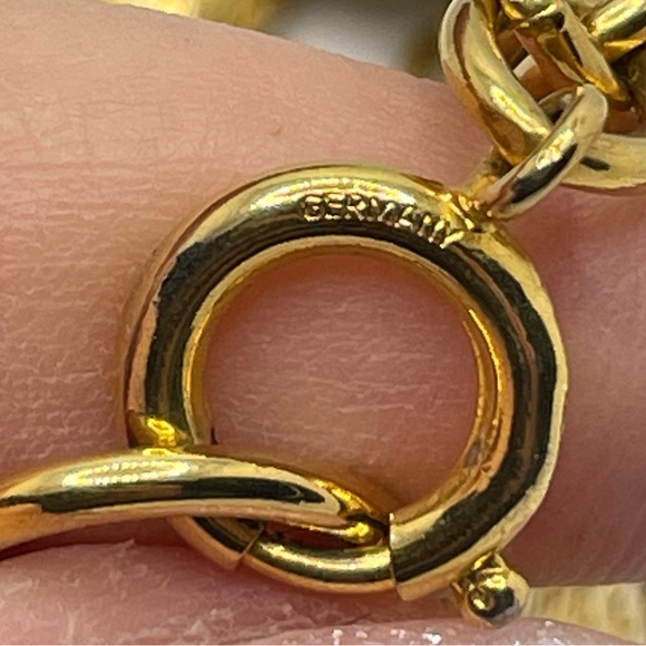 Vintage 1980s Chanel Oval Egg Amulet Charm 40” Long Dangle Fringe Necklace - Picture 4 of 5